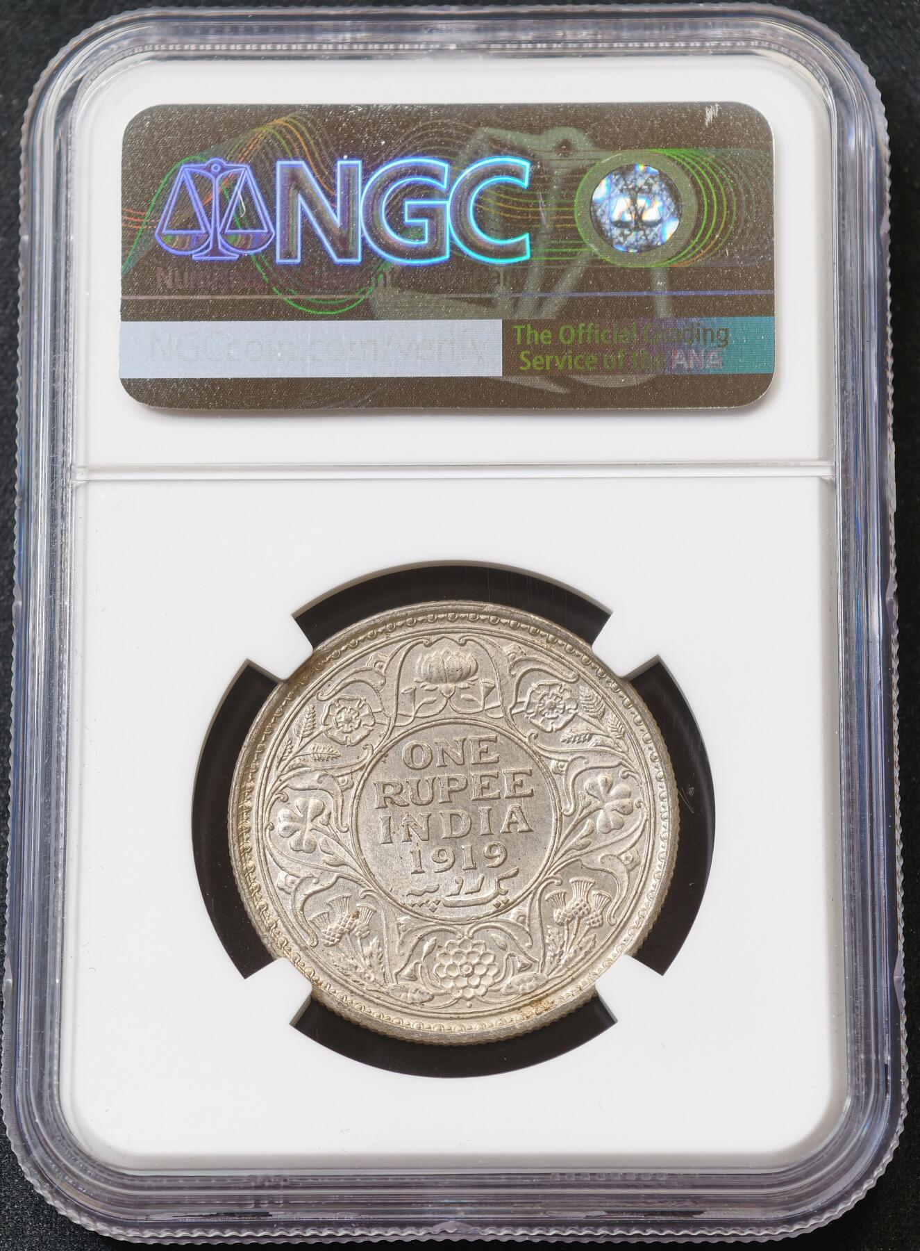 甄臻铺-世界币章拍卖（第59期），甄品场拍品征集中，送拍享返佣金等优惠多多