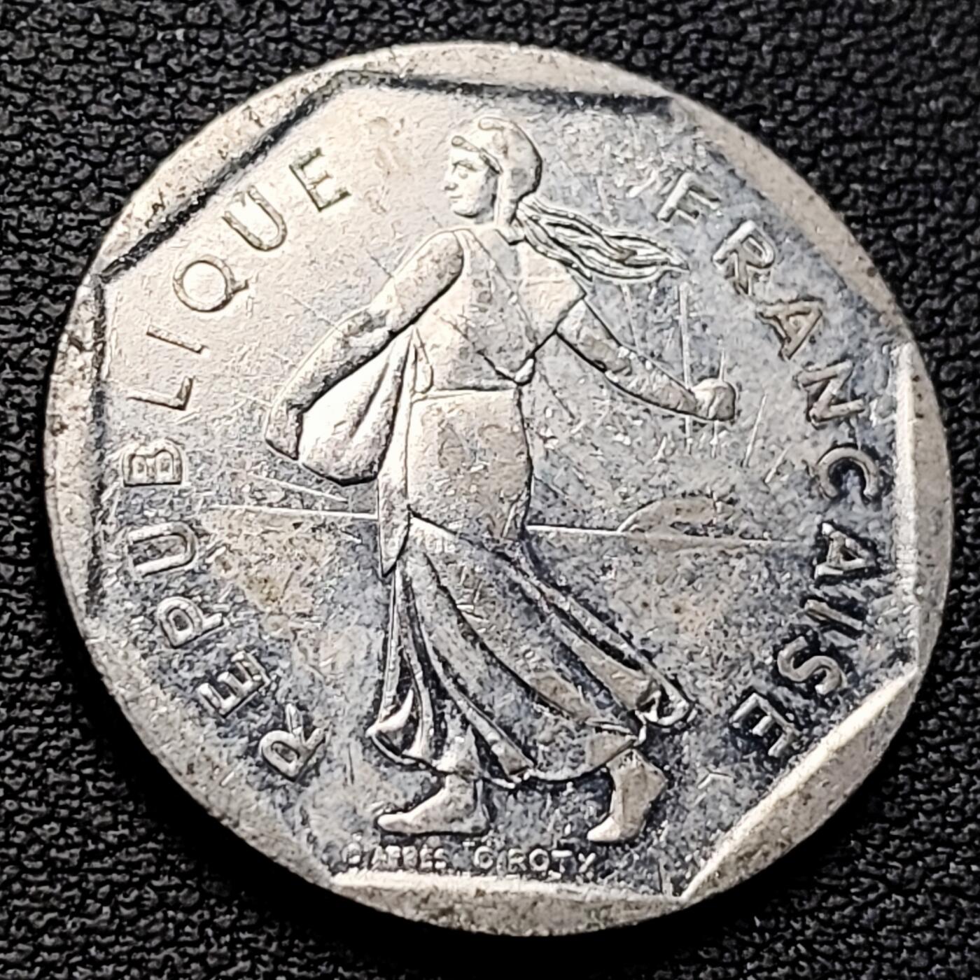 泉币菌-第223场-拍品多 请提前出价 。