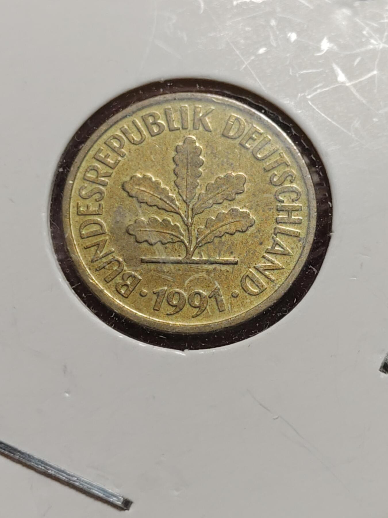 2026年第四十二场(总第二百一十一场）外国好品散币场(佣金3%) 纸夹币–德国🇩🇪1980年10芬尼(J标汉堡造)，1977、1982年10芬尼(D标慕尼黑造)，1991年5芬尼(A标柏林造)，1959年1芬尼(D标慕尼黑造)共五枚