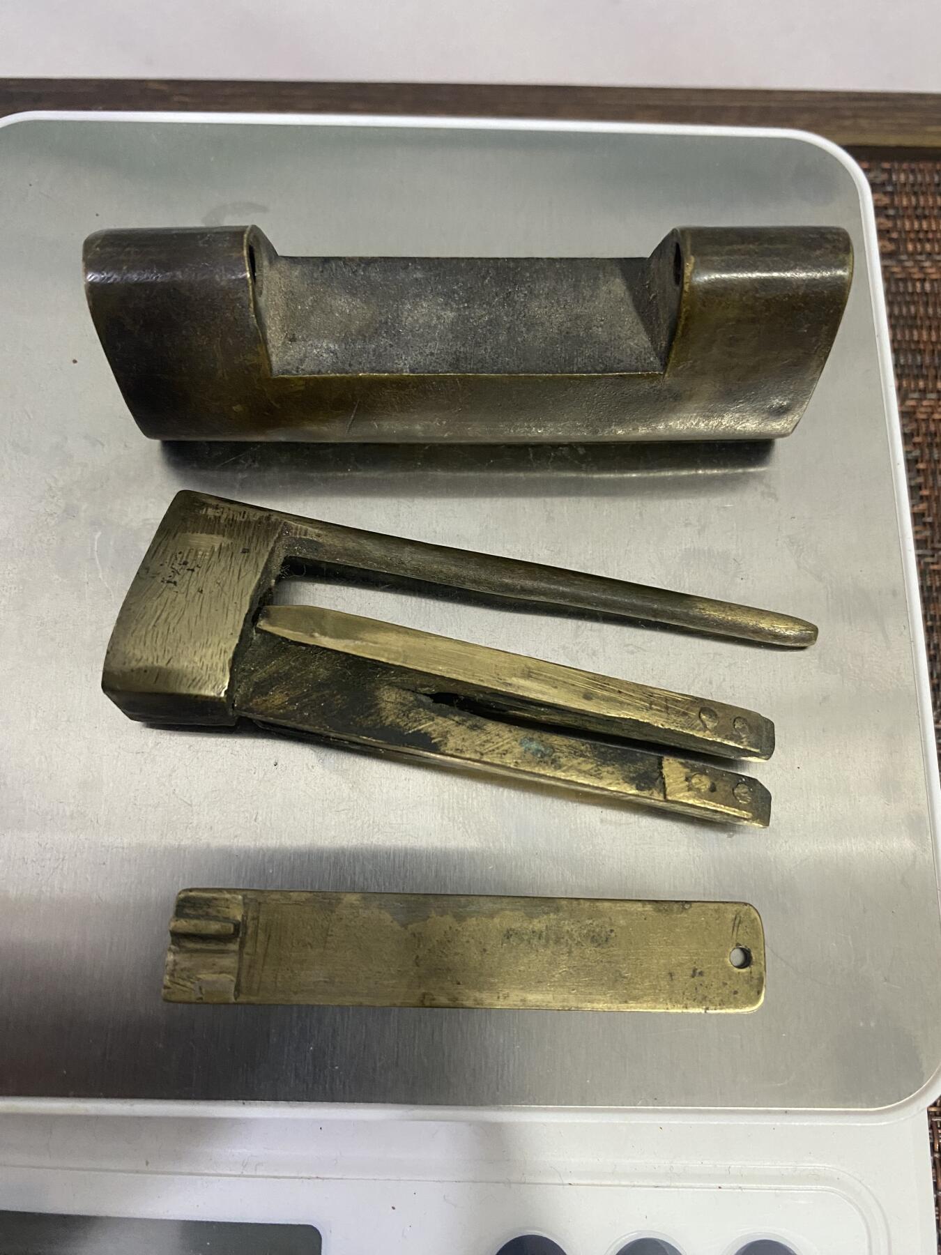 江南杂件 铜锁（带钥匙）