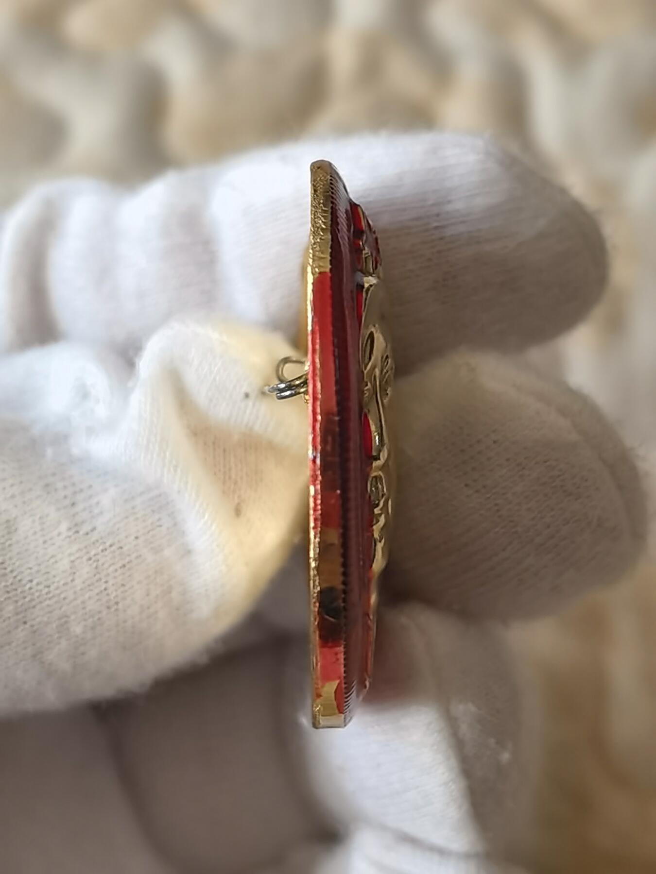 毛主席军帽像章