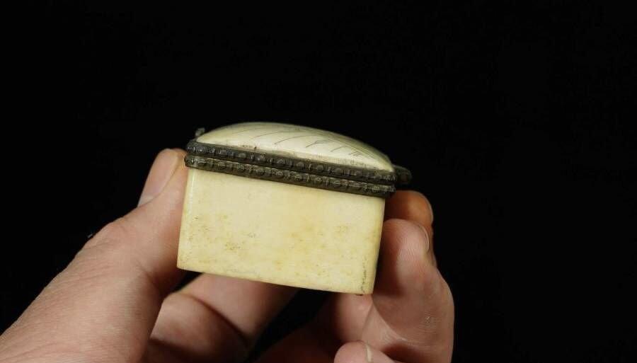 江南杂件 骨制盒子2个