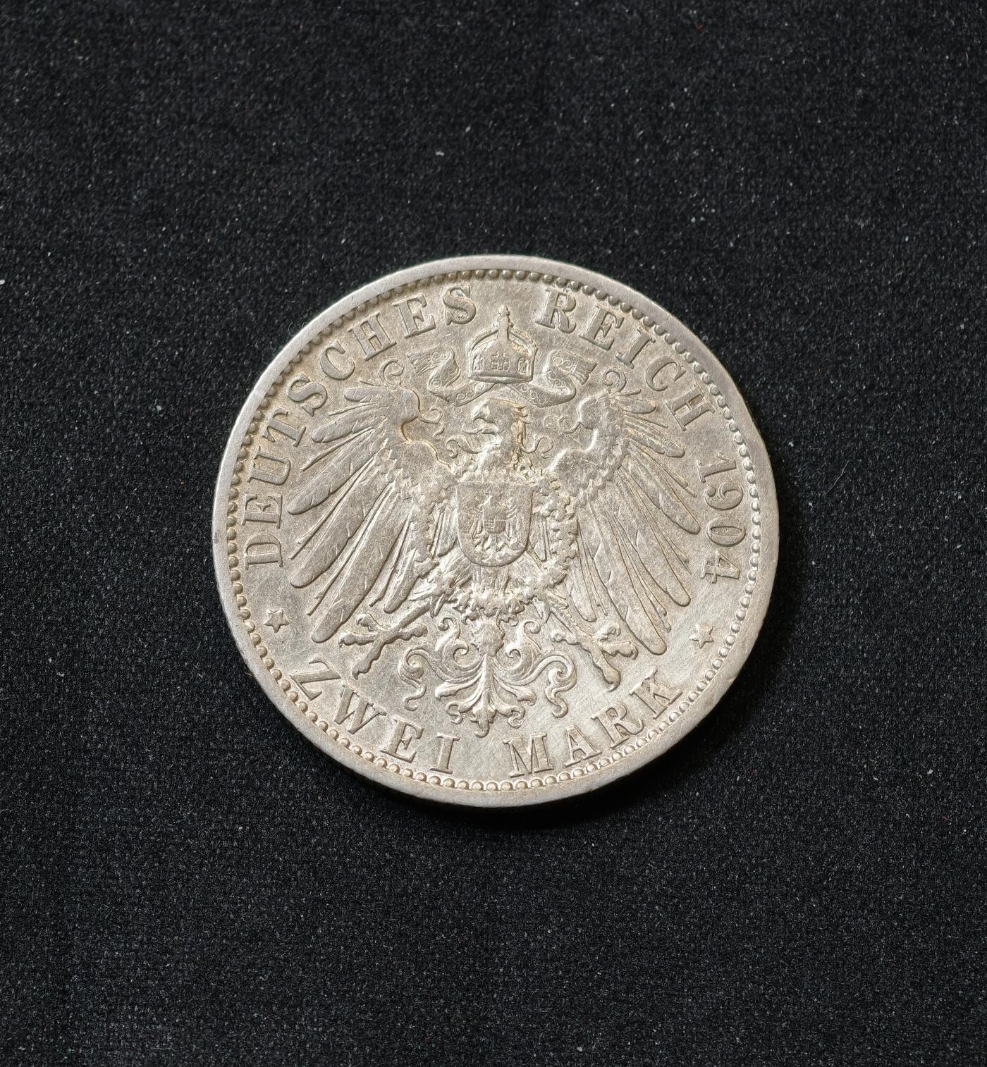 甄臻铺-世界币章拍卖（第59期），甄品场拍品征集中，送拍享返佣金等优惠多多 德国1904年威廉二世2马克，浅浅转光，细节不错