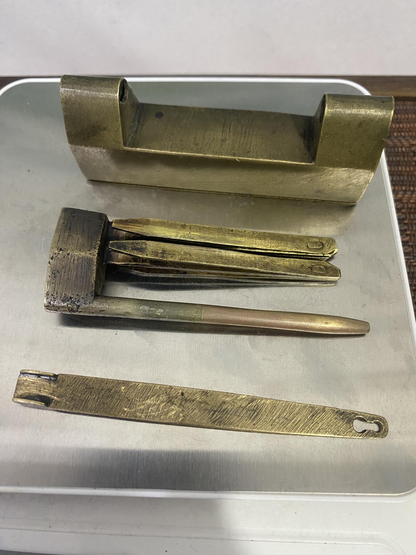 江南杂件 铜锁（带钥匙）