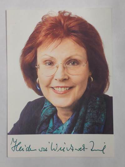 韵星假日军品类拍卖第52期  -- Rimey Holidays Militaria Auction 52 - 联邦德国前能源与经济部部长 欧洲议会议员Heidemarie Wieczorek-Zeul亲签照片一张