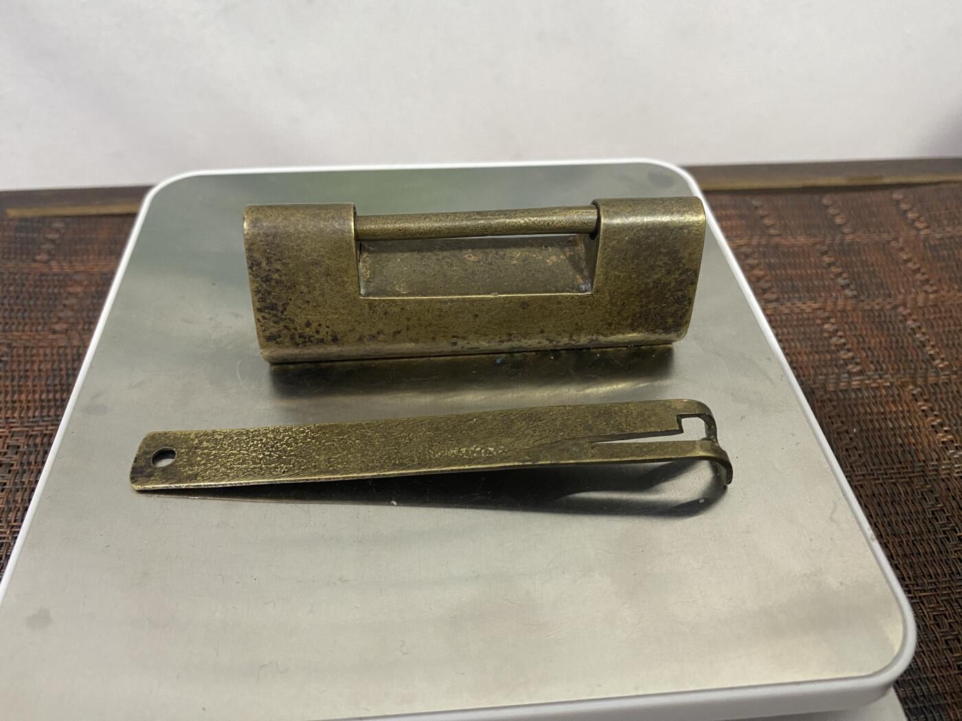 江南杂件 铜锁（带钥匙）