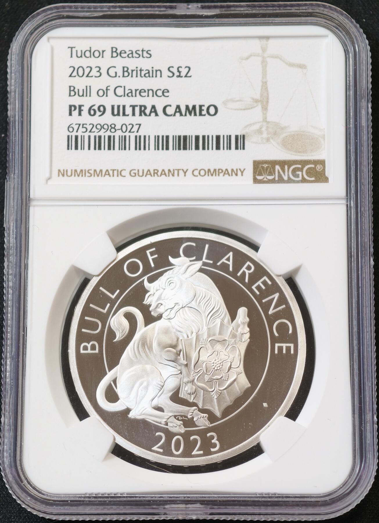 甄臻铺-世界币章拍卖（第59期），甄品场拍品征集中，送拍享返佣金等优惠多多 NGC-PF69 ULTRA CAMEO 大英帝国 2023年英国皇帝查尔斯三世 2英镑，约克家族经典皇家都铎兽克拉伦斯黑牛，寓意构图出色，超级镜面精制银币。
