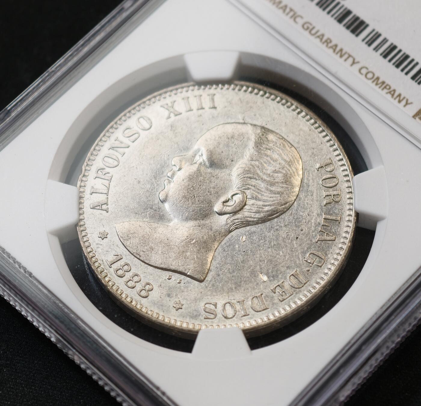 甄臻铺-世界币章拍卖（第59期），甄品场拍品征集中，送拍享返佣金等优惠多多