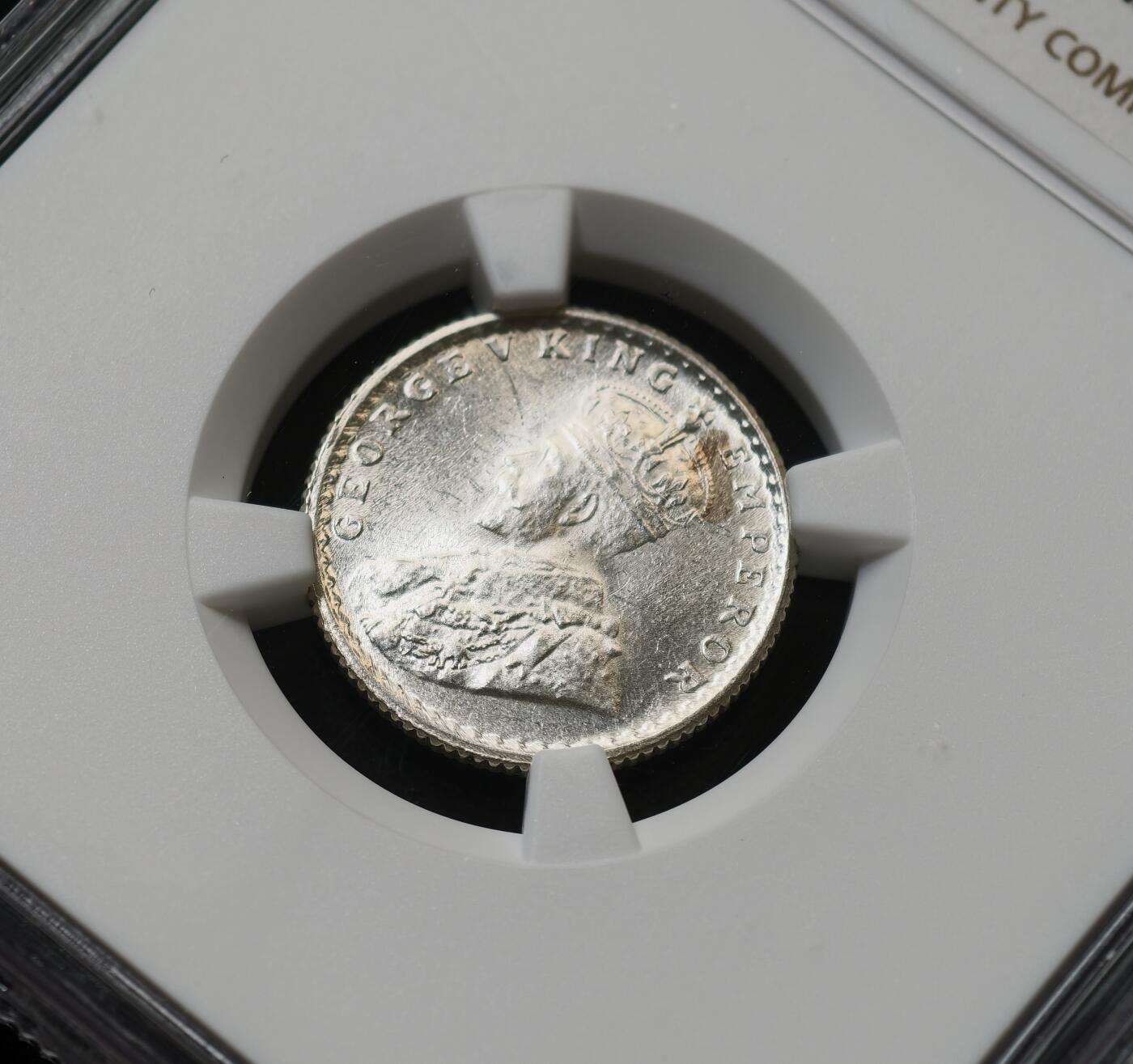 甄臻铺-世界币章拍卖（第59期），甄品场拍品征集中，送拍享返佣金等优惠多多