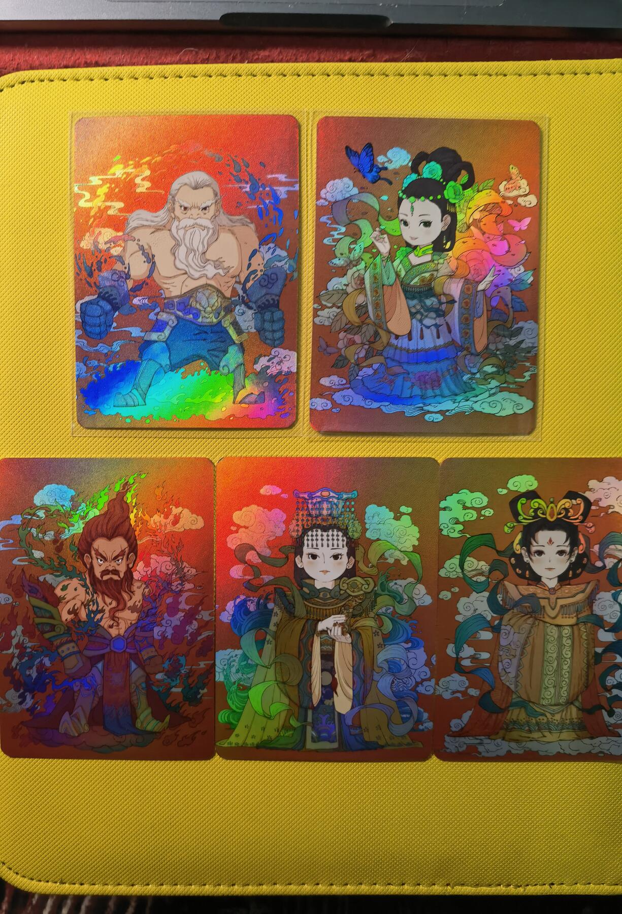 蜂潮卡牌  拍卖001期  小花瓣专场（4月10日  21点  截拍） 小花瓣艺术文创  火神水神（棉卡）  王母娘娘/天妃娘娘/花神/火神祝融/水神共工（彩闪）