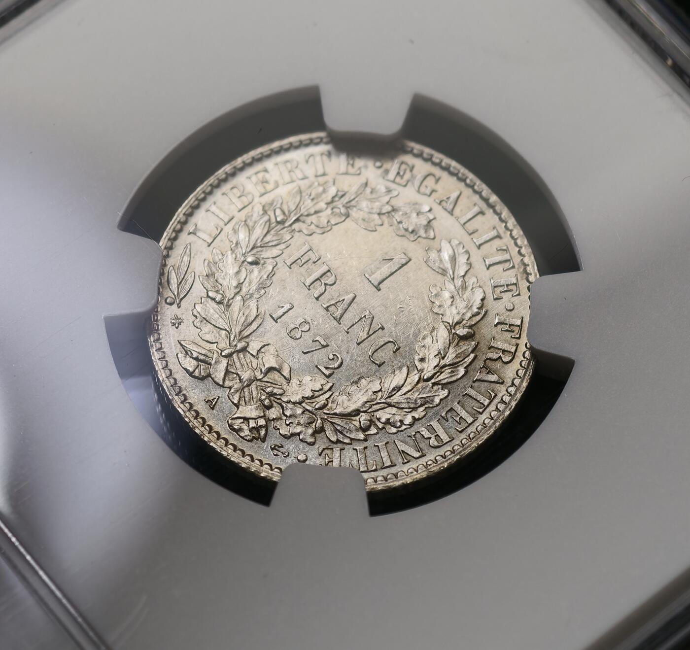 甄臻铺-世界币章拍卖（第59期），甄品场拍品征集中，送拍享返佣金等优惠多多