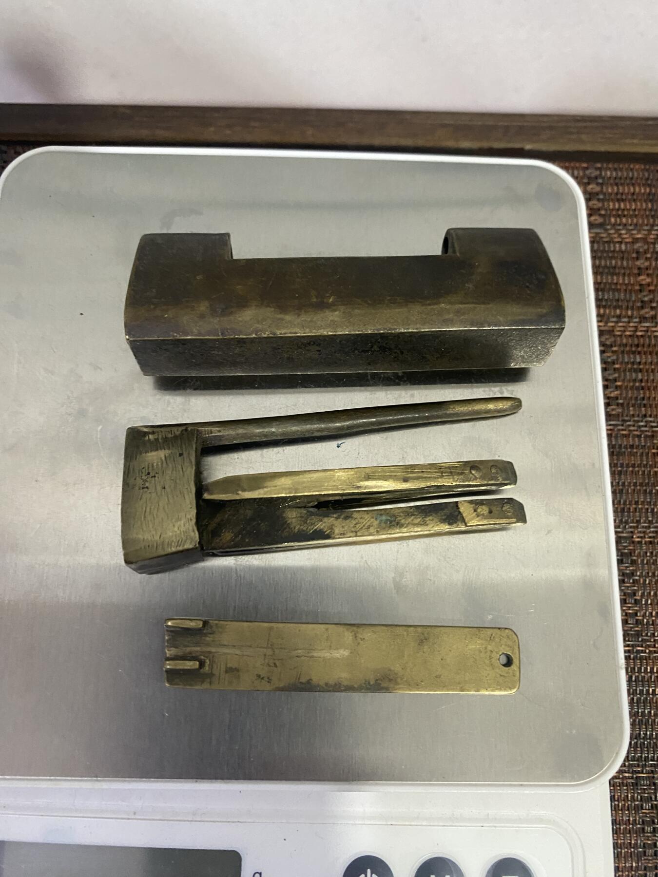 江南杂件 铜锁（带钥匙）