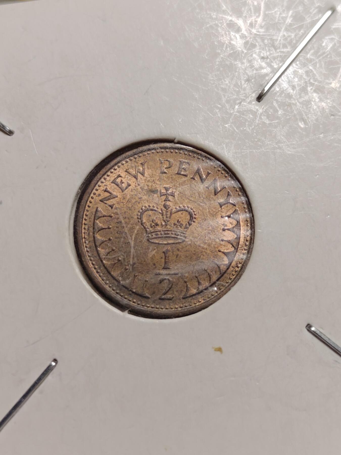 2026年第四十二场(总第二百一十一场）外国好品散币场(佣金3%) 纸夹币–英国🇬🇧1971年1/2便士，1978年1便士，1965年1/2便士共三枚