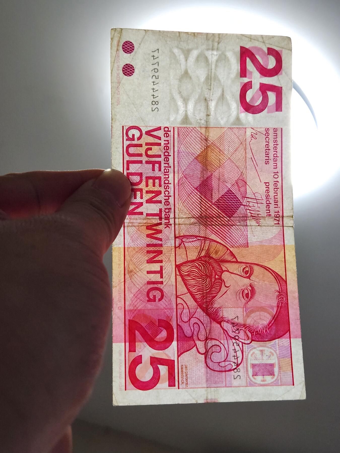 4月8号晚上8点 中外纸币自动截拍第52场