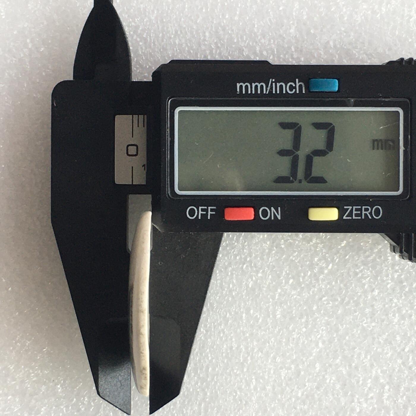 1998年唐山美术瓷厂周总理周恩来诞辰直径31mm1枚原版真品纪念章文玩艺术收藏