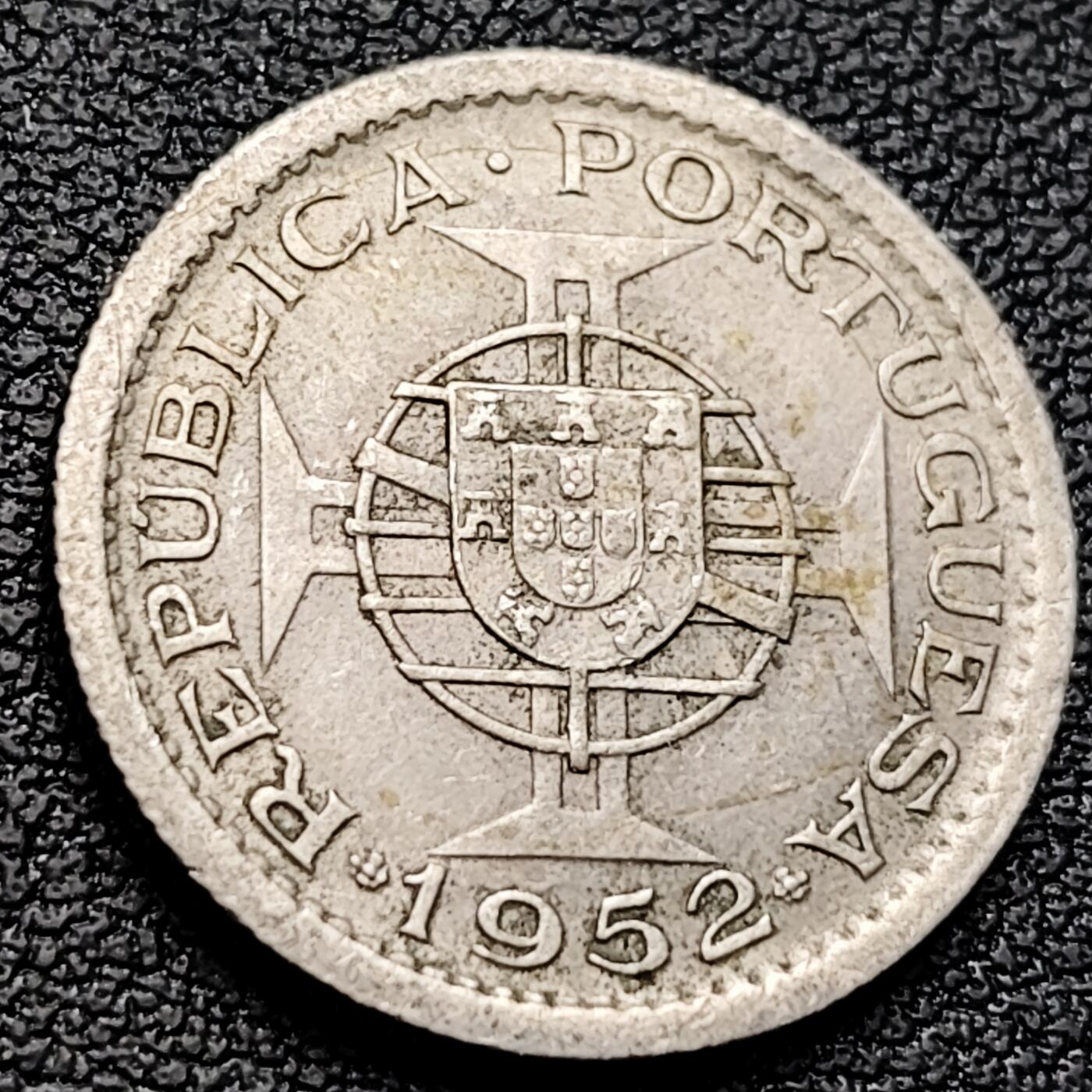 泉币菌-第223场-拍品多 请提前出价 。