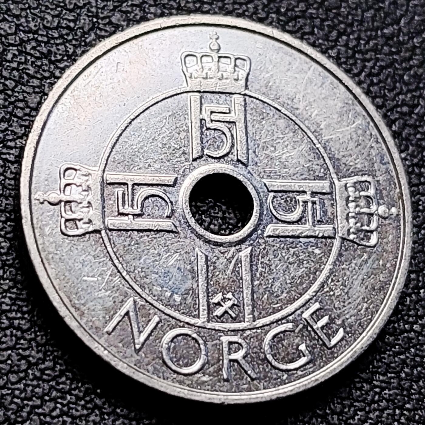 泉币菌-第223场-拍品多 请提前出价(工作原因  发货比较迟缓 已在拍卖规则里面说明 望理解)