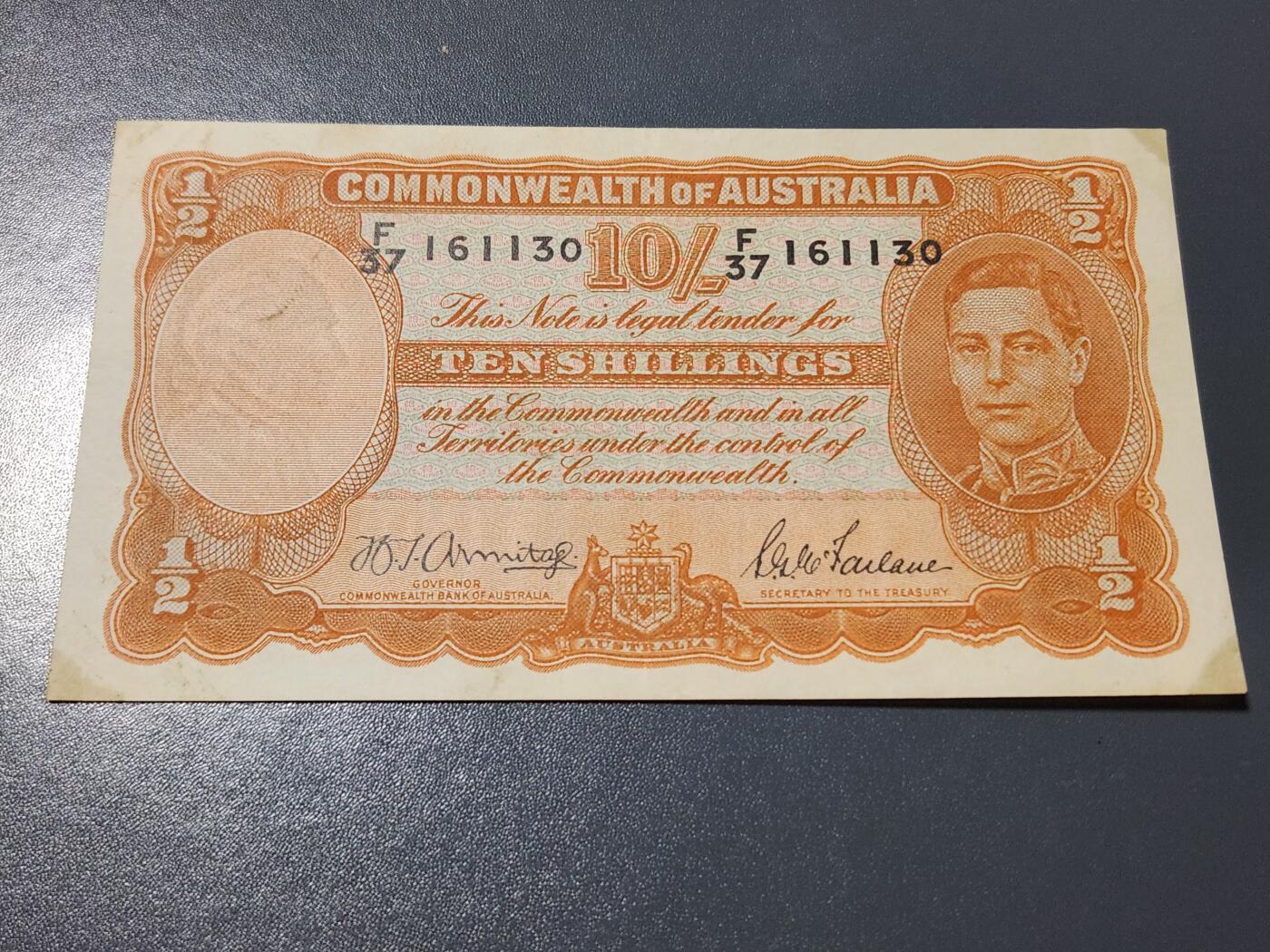 4月9号晚上8点 中外纸币自动截拍第53场 澳大利亚10先令 签名2美品