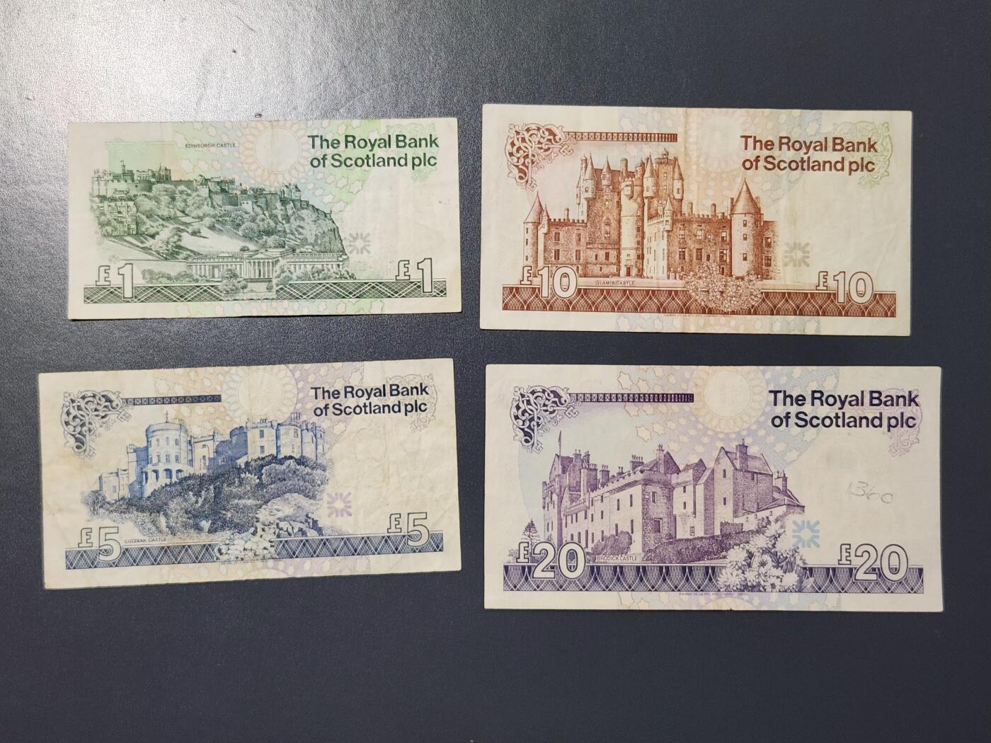 4月8号晚上8点 中外纸币自动截拍第52场 原票极美品一套