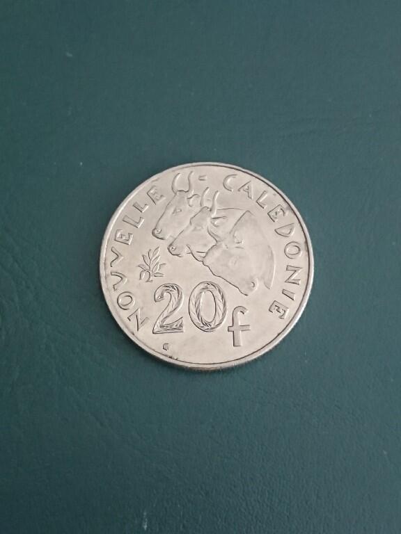 松南世界钱币——260408A 法属新喀里多尼亚
