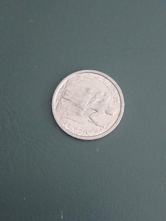 松南世界钱币——260408A 法属新喀里多尼亚