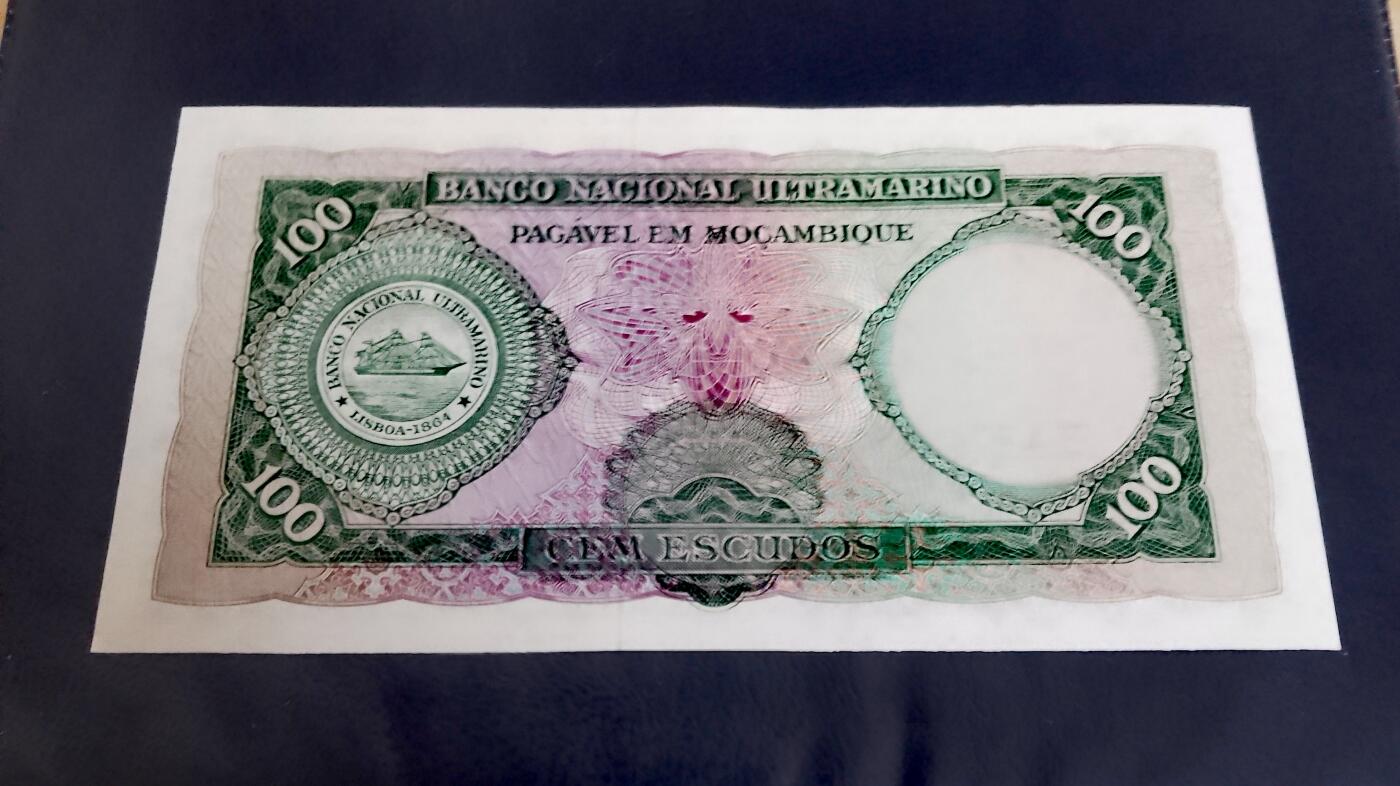 全新莫桑比克1961年100梅蒂卡尔大幅面靓品纸币10枚一组