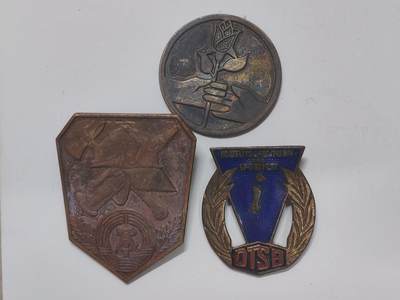 韵星假日军品类拍卖第52期  -- Rimey Holidays Militaria Auction 52 - 民主德国