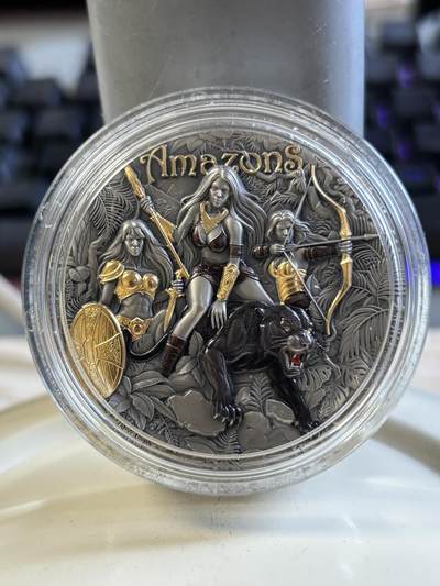 第197期拍卖 - 纽埃2025年亚马逊女战士2盎司高浮雕纪念银币，999银，2盎司，发行500枚