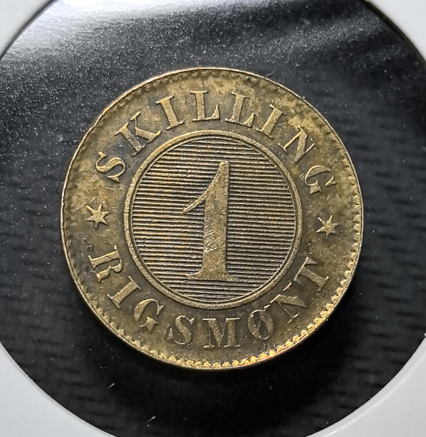 外国优质老铜币纪念币银币专场，周六晚上九点倒数截拍，满百包邮，周日发货,可寄存半年，喜欢朋友微信扫描二维码可直接参拍