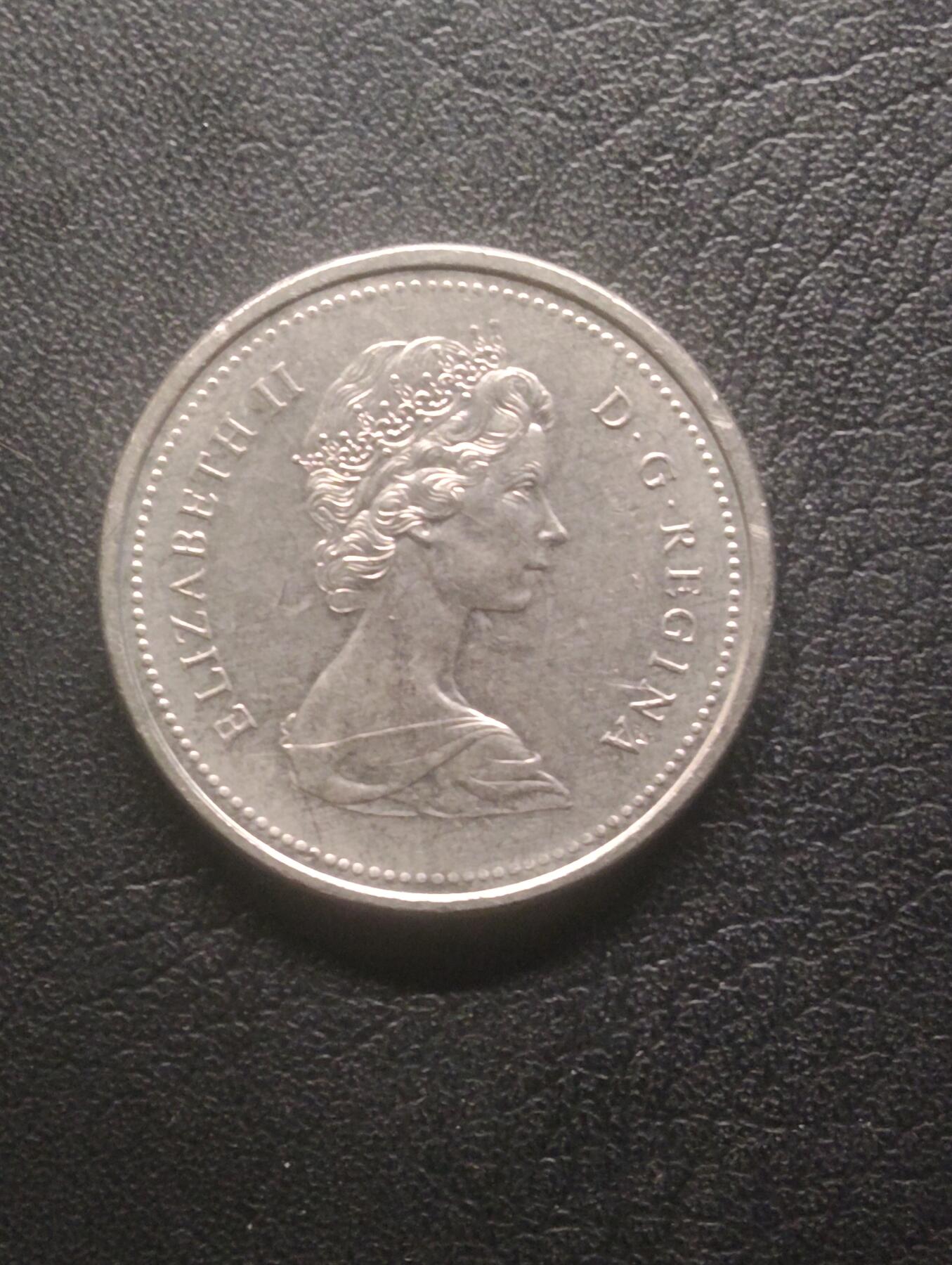 荟藏特别场次第十五期——“社长的硬币堆” 加拿大1975年划船1元镍币，早期小版青年女王头像·