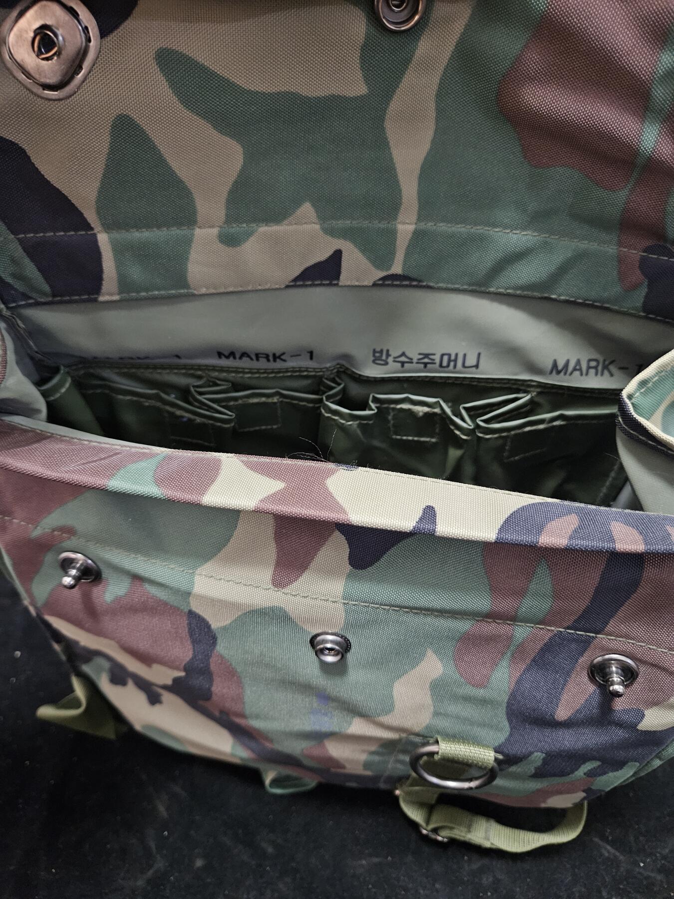 0元起拍勋章 第345期 咸鱼国勋章拍卖专场 4月12日（周日）下午6：00开始 韩军防毒面具包