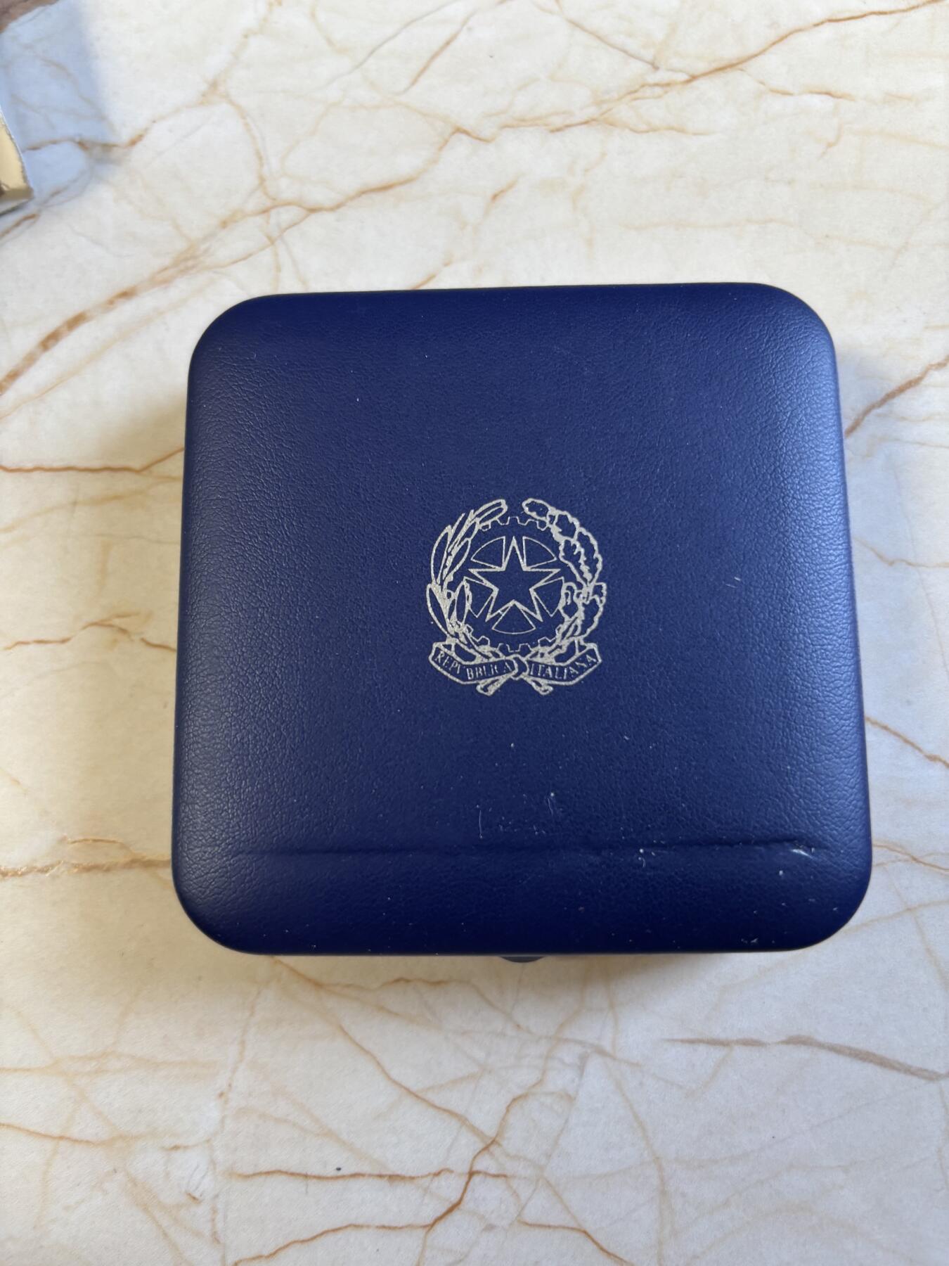 第197期拍卖 意大利2013年诗人朱塞佩吉奥奇诺贝利普制纪念银币，925银，18克，发行7000枚