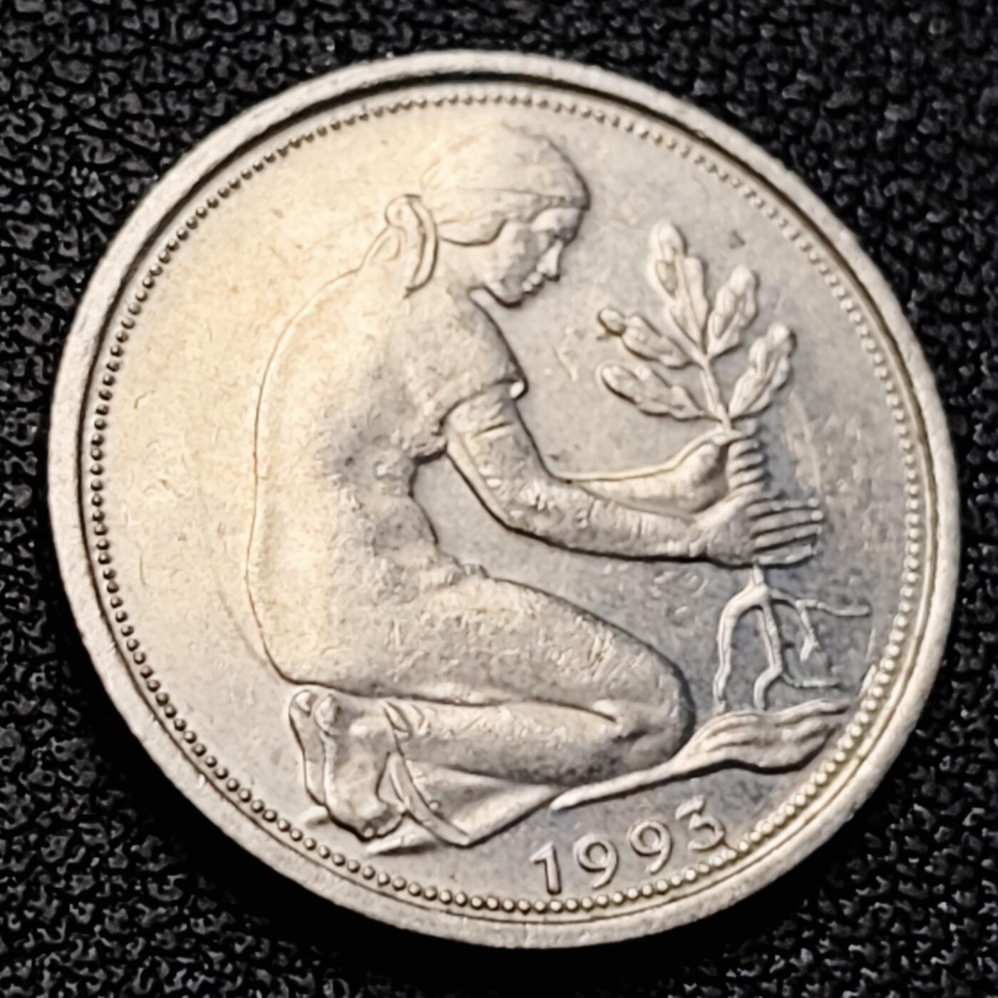 泉币菌-第223场-拍品多 请提前出价(工作原因  发货比较迟缓 已在拍卖规则里面说明 望理解)