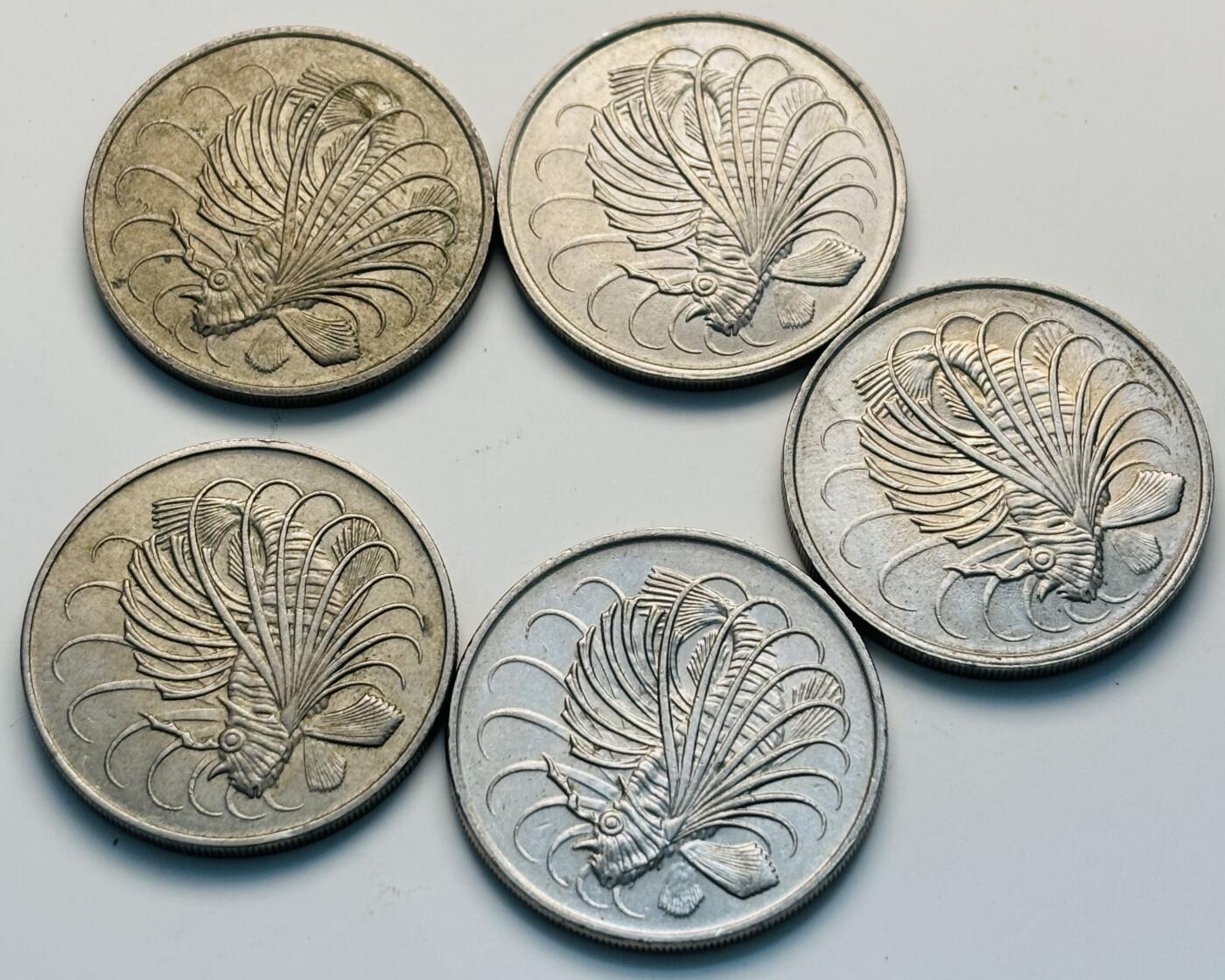 文馨钱币收藏第 299 场，长期接代拍业务 原光好品新加坡老版狮子鱼 50 分一组 5 枚