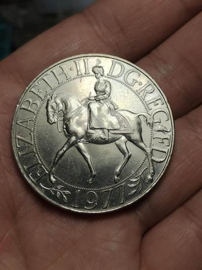 2026年第四十三场(总第二百一十二场）外国好品散币场(免佣金) - 英国🇬🇧1977年25便士克朗型大币(伊丽莎白二世登基25周年银禧纪念币)