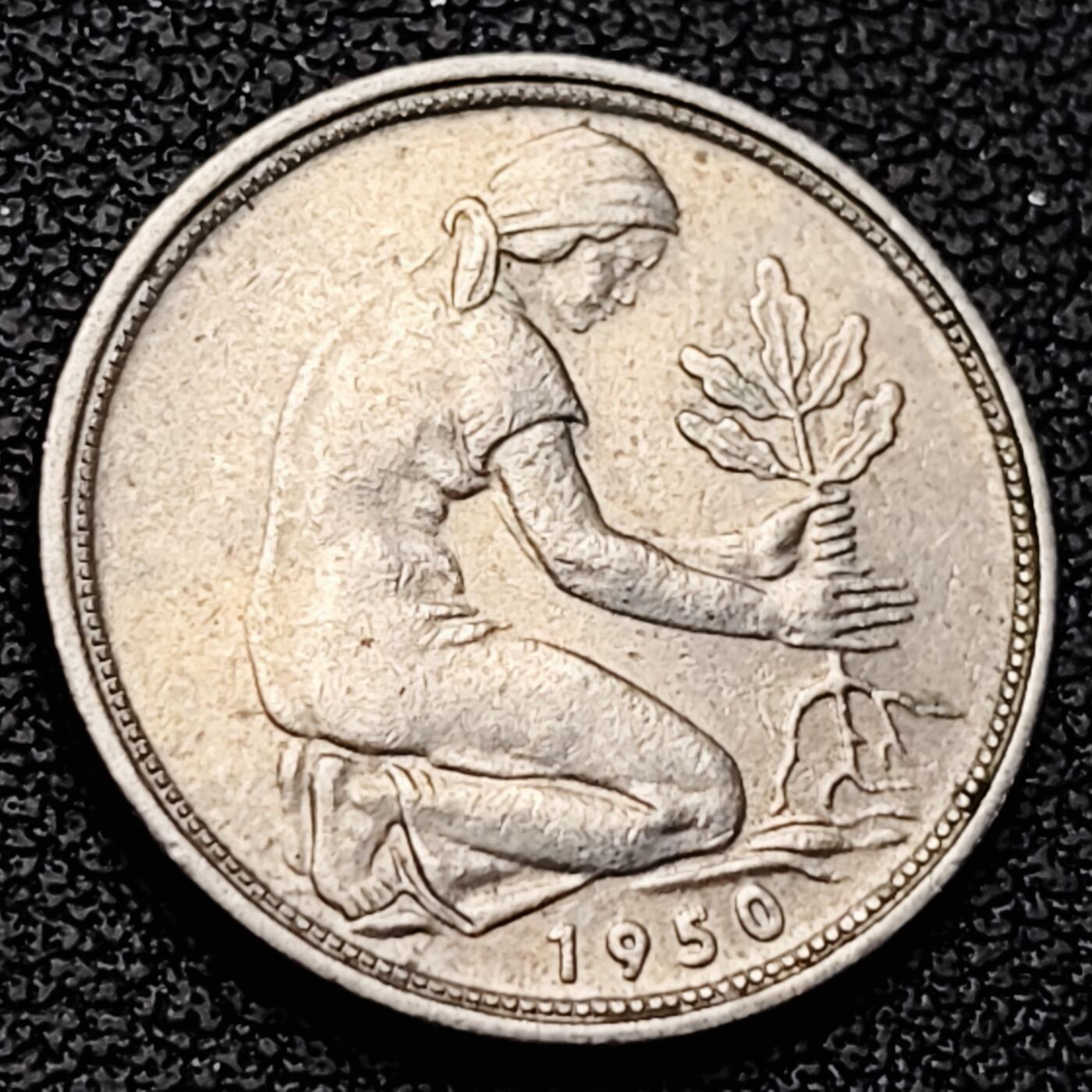 泉币菌-第223场-拍品多 请提前出价(工作原因  发货比较迟缓 已在拍卖规则里面说明 望理解)