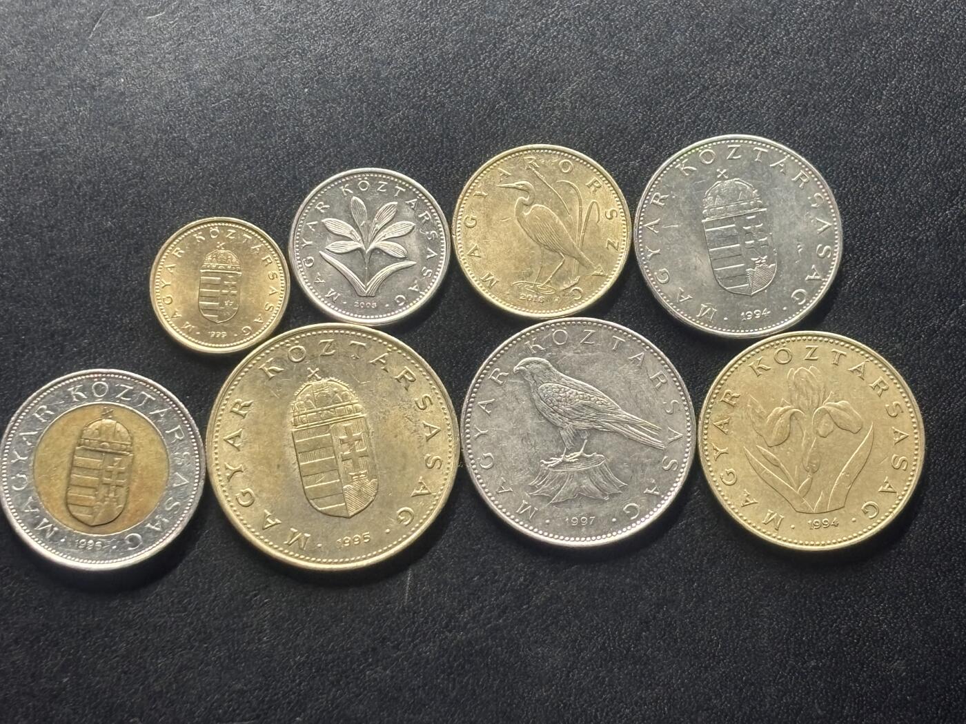 邮泉阁外国硬币限时拍卖第四十五场 （邮票在国外，请付邮费6元） 匈牙利8枚