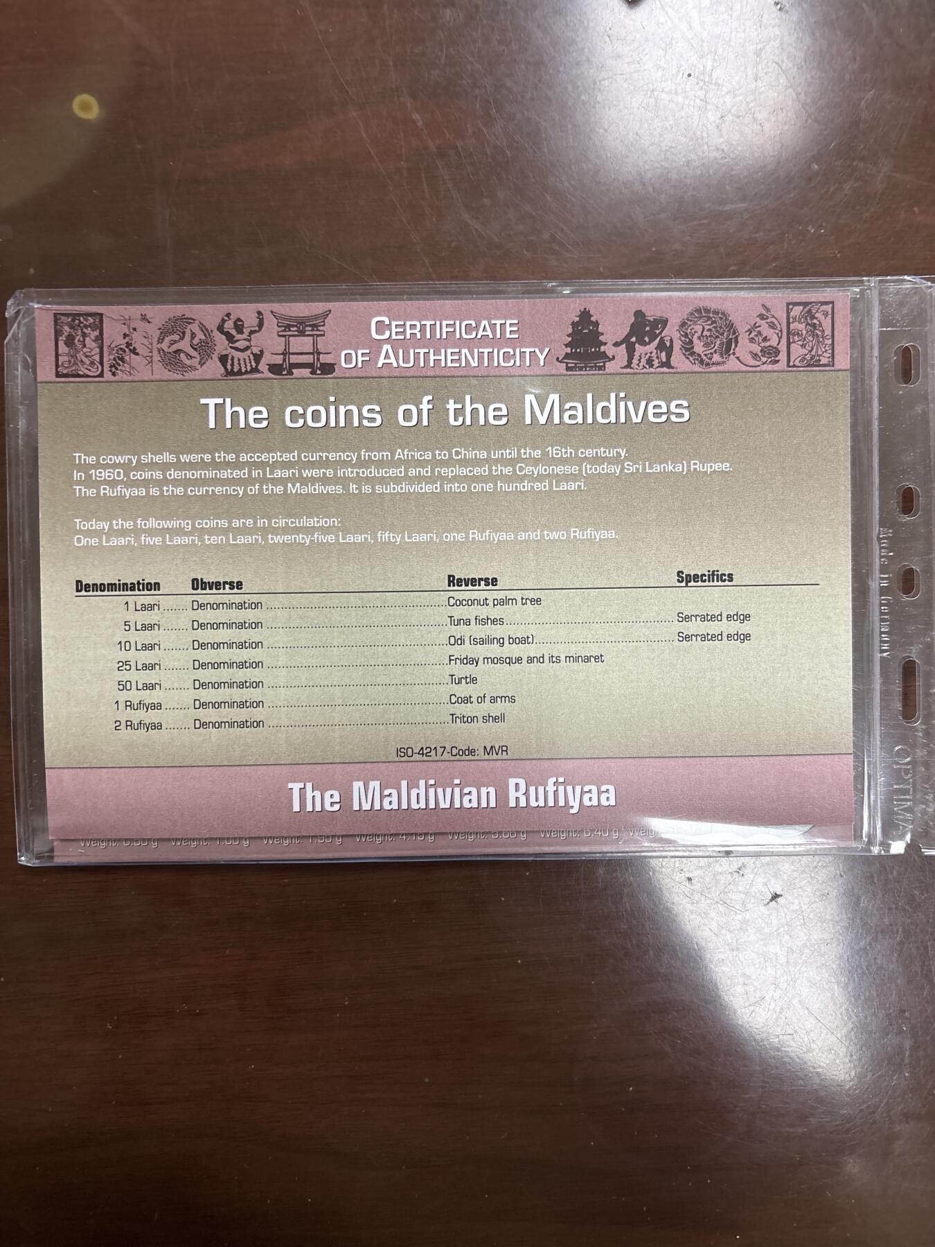 文馨钱币收藏第 299 场，长期接代拍业务 全新马尔代夫 7 枚套册，原册