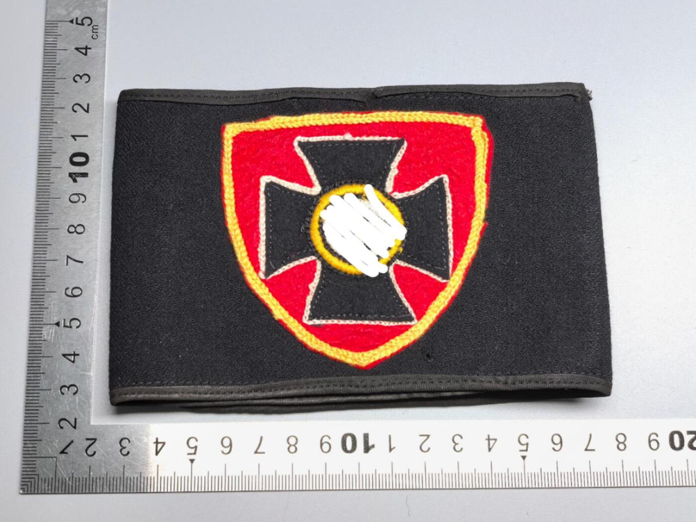 小驴勋章奖章收藏4月11日周六晚六点拍卖（珍爱和平，收藏战争，铭记历史，勿忘国耻，忠党爱国。有偿代拍，送拍规则在简介最后，参拍须阅读规则后再参拍，关系到运费包装发货时效真假辨别等关键信息，拍卖时不再发原图，看大图店主微信码在拍卖店铺介绍里）