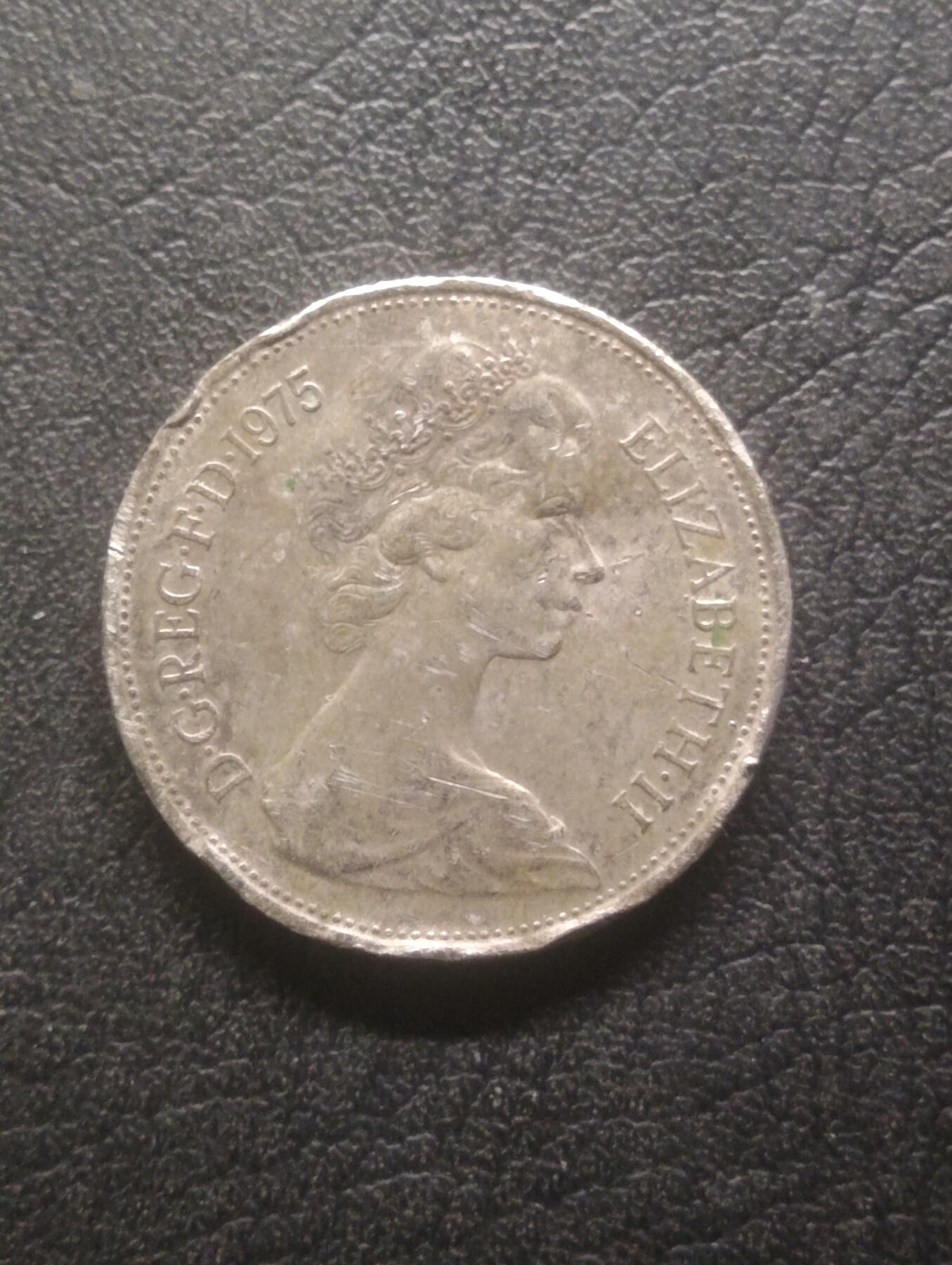 荟藏特别场次第十五期——“社长的硬币堆” 英国1975年10新便士 早期大版