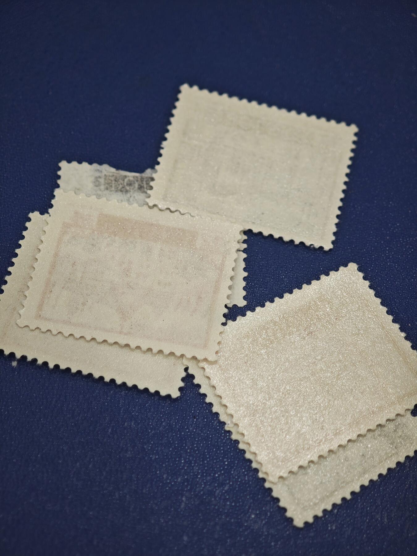 橙子收藏第八期(社会主义国家邮票专场) 波兰1956-1957年 波兰城市风光系列邮票   这六枚邮票均出自波兰（Polska） 于1956年至1957年发行的波兰城市风光（Miasta Polski） 系列邮票，采用经典的雕刻版工艺，是波兰战后社会主义建设时期集邮的代表系列。