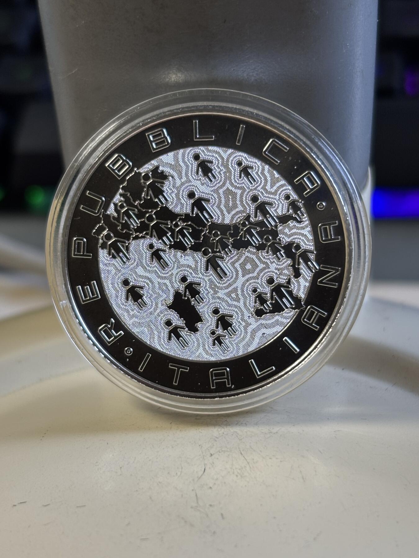 第197期拍卖 意大利2023年人口发展5欧纪念银币，925银，18克，发行4000枚