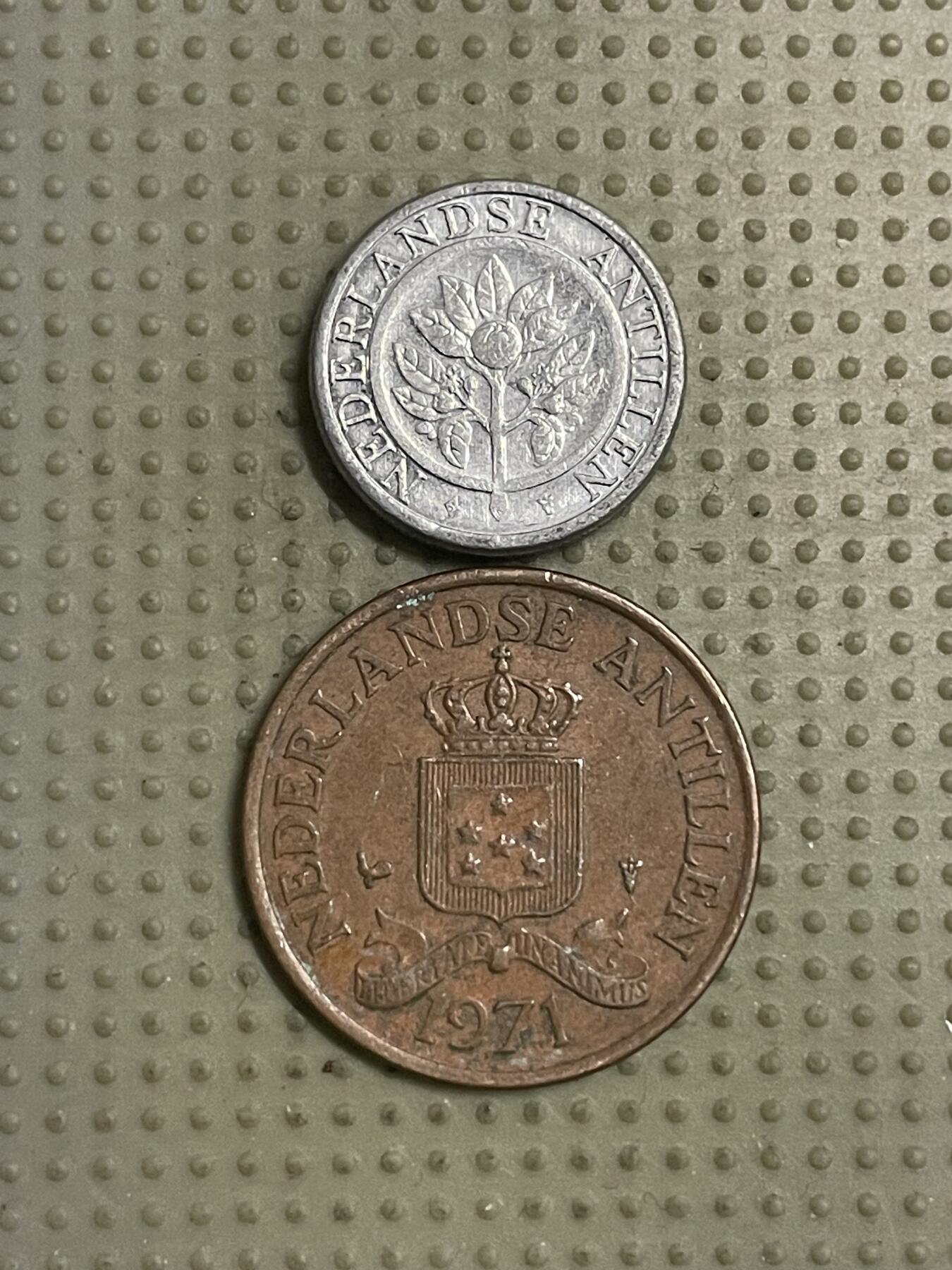 2026年第42场各国散币拍卖（总第192场） 荷属安得列斯2枚