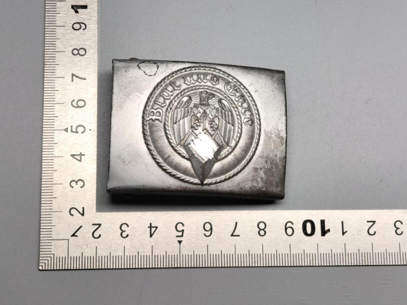 小驴勋章奖章收藏4月11日周六晚六点拍卖（珍爱和平，收藏战争，铭记历史，勿忘国耻，忠党爱国。有偿代拍，送拍规则在简介最后，参拍须阅读规则后再参拍，关系到运费包装发货时效真假辨别等关键信息，拍卖时不再发原图，看大图店主微信码在拍卖店铺介绍里）