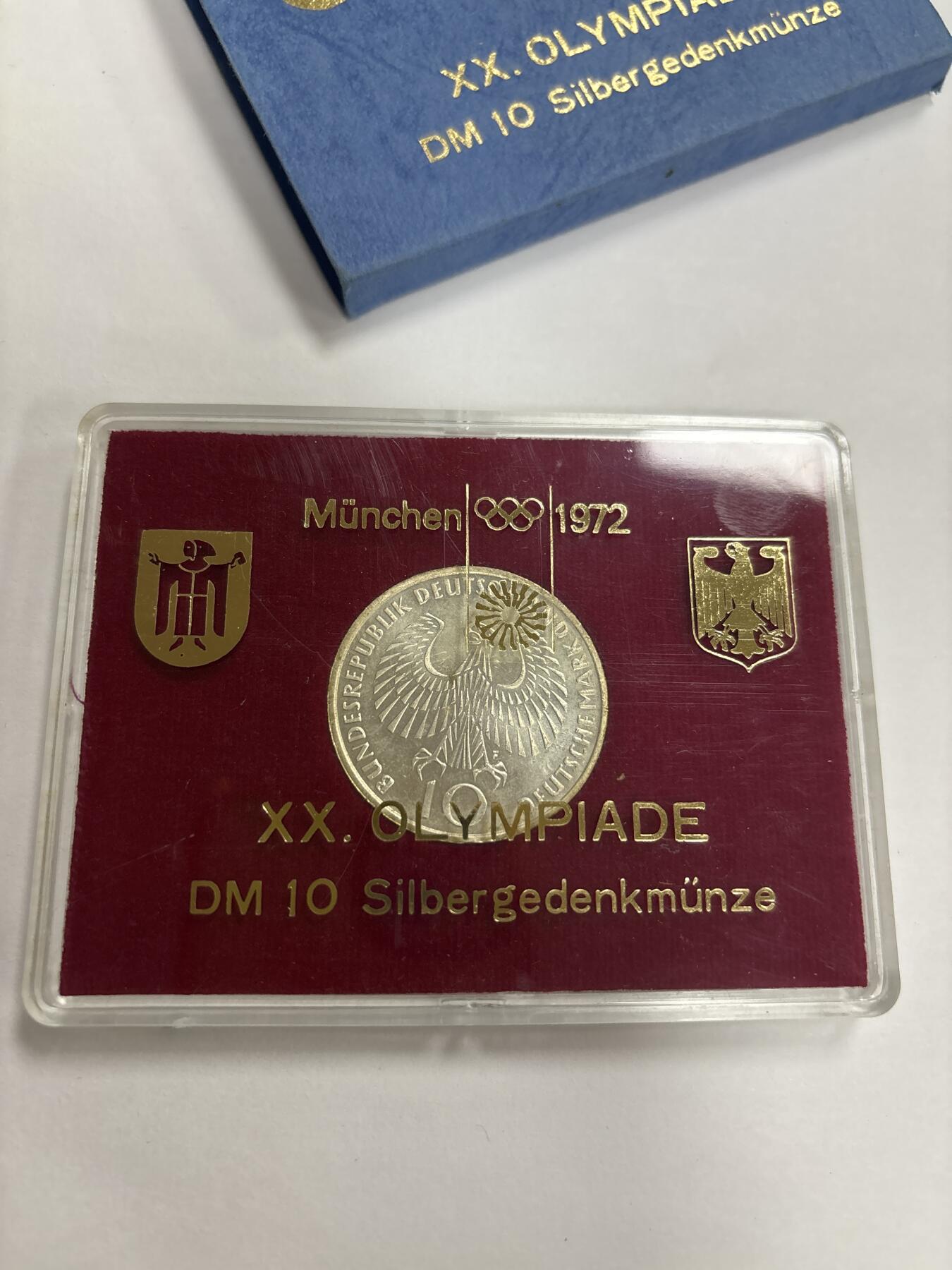 文馨钱币收藏第 299 场，长期接代拍业务 全新原盒 1972 年德国慕尼黑奥运会 10 德拉科马银币 15.5 克 625 银 F 厂