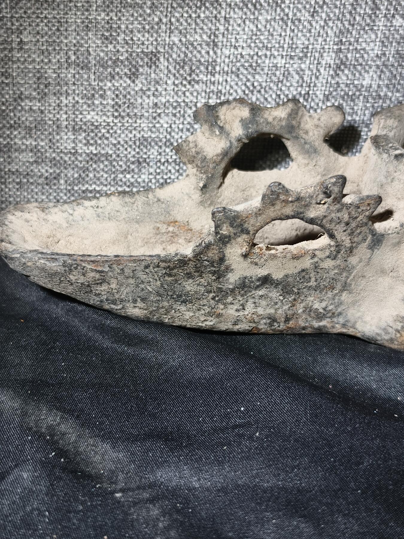 125期新疆红钱粟特钱币丝路钱币专场 新疆清代传世铁油灯