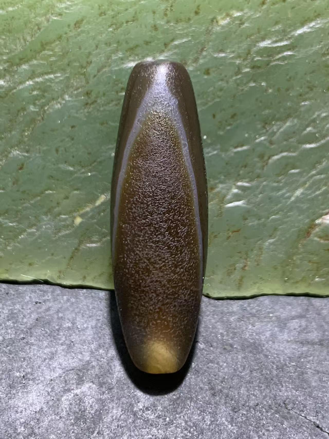 精美风化纹罕见一眼靠山图案药师玛瑙桶珠一个，