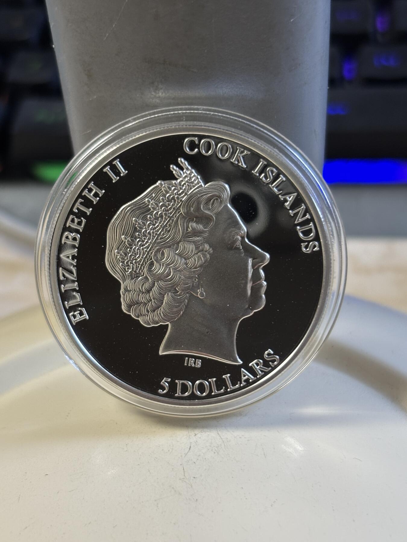 第197期拍卖 库克2013年PGA高尔夫球镶嵌立体镀金球棒彩银币，925银，20克，发行量2500枚