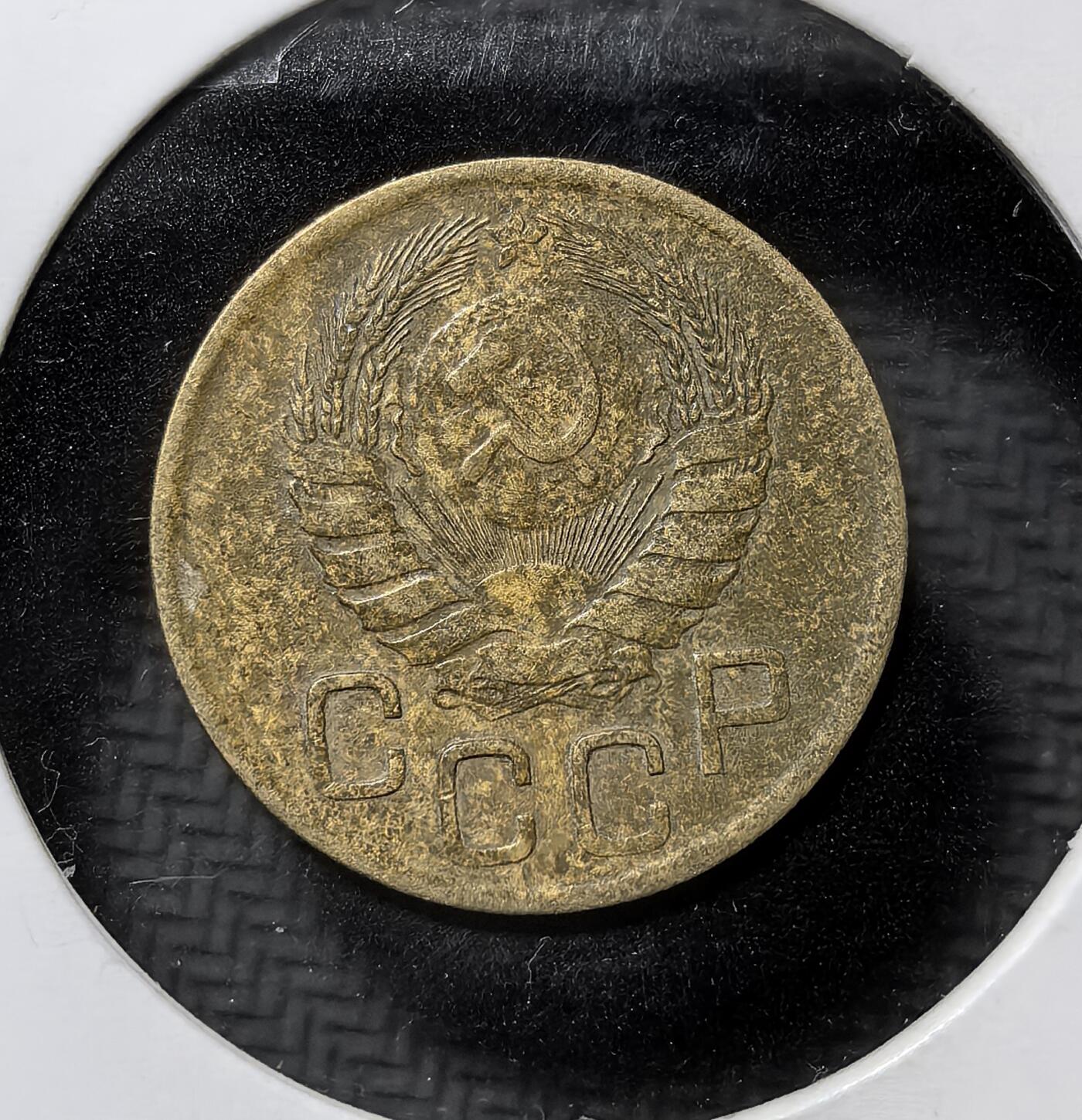 外国优质老铜币纪念币银币专场，周六晚上九点倒数截拍，满百包邮，周日发货,可寄存半年，喜欢朋友微信扫描二维码可直接参拍