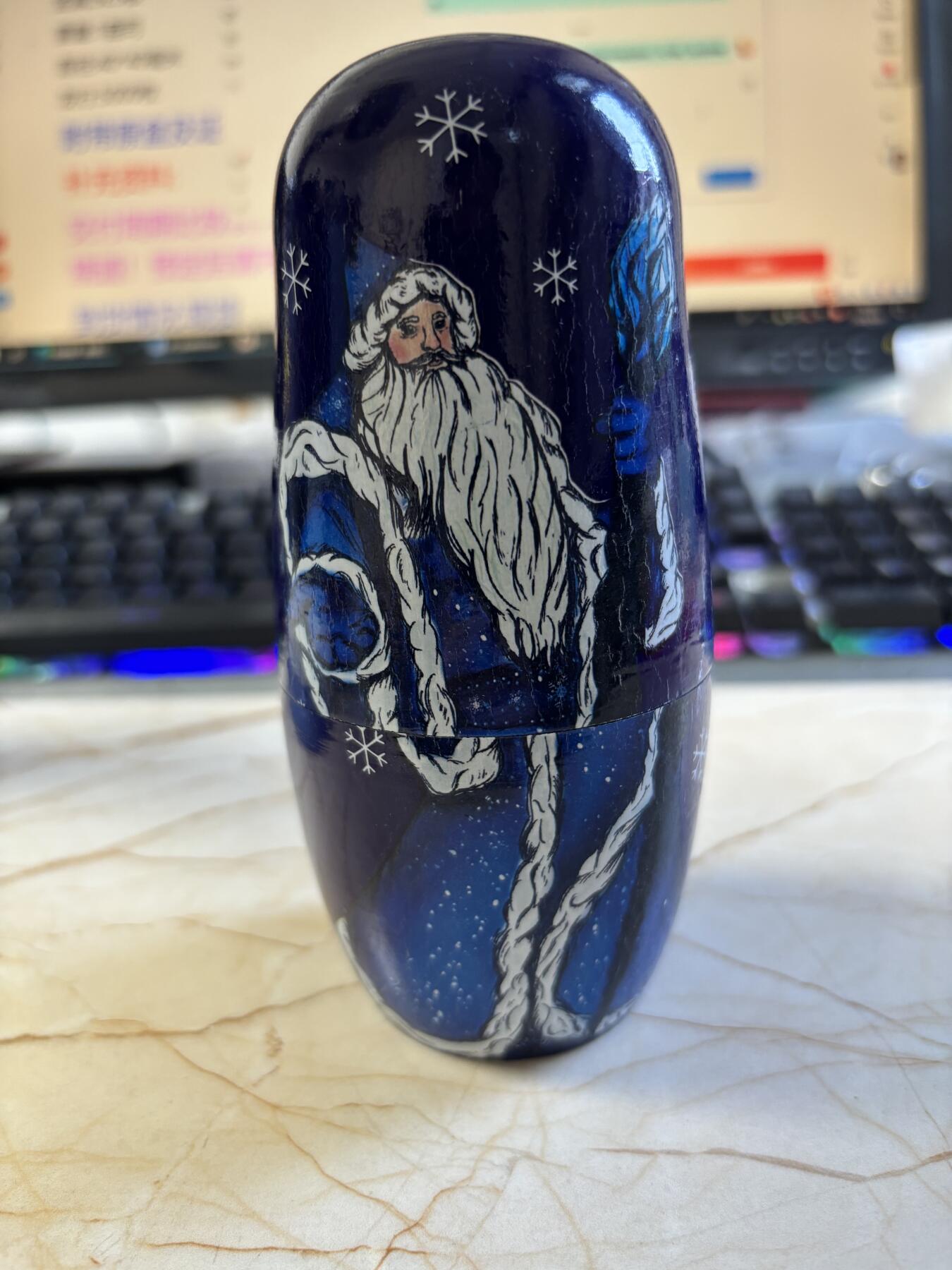 第197期拍卖 所罗门2020年俄罗斯套娃圣诞老人椭圆彩色纪念银币，999银，发行5000枚